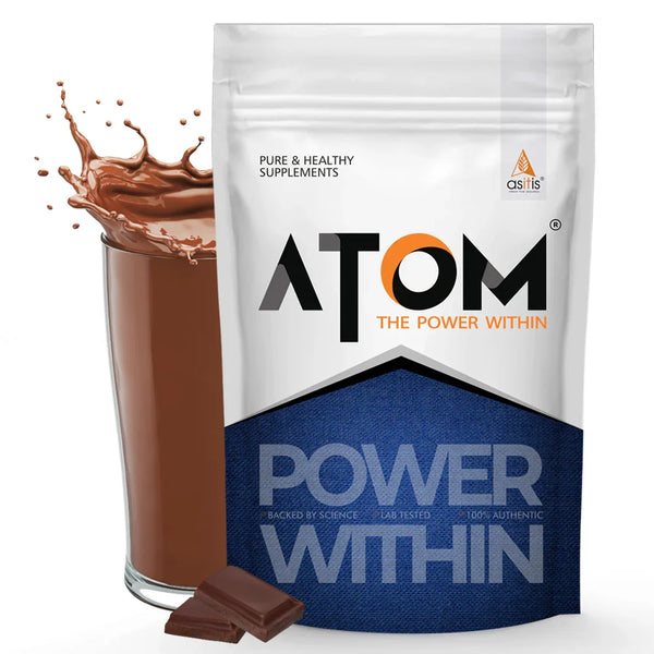 Shop Nutristar Atom Weight Gainer chocolate supplement with glass and chocolate pieces